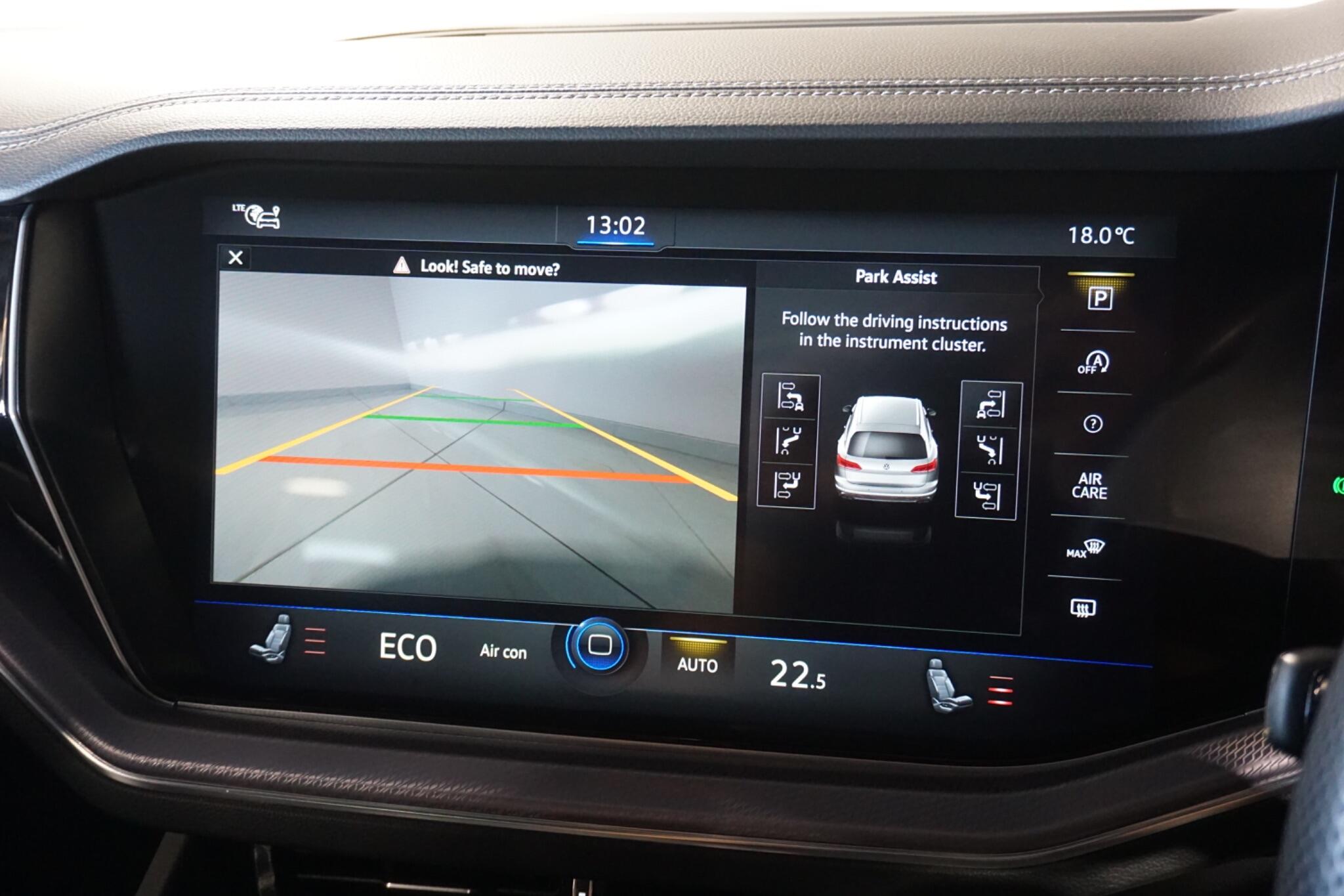 Volkswagen Touareg 3.0 TDI V6 Black Edition SUV 5dr Diesel Tiptronic 4Motion Euro 6 (s/s) (286 ps)